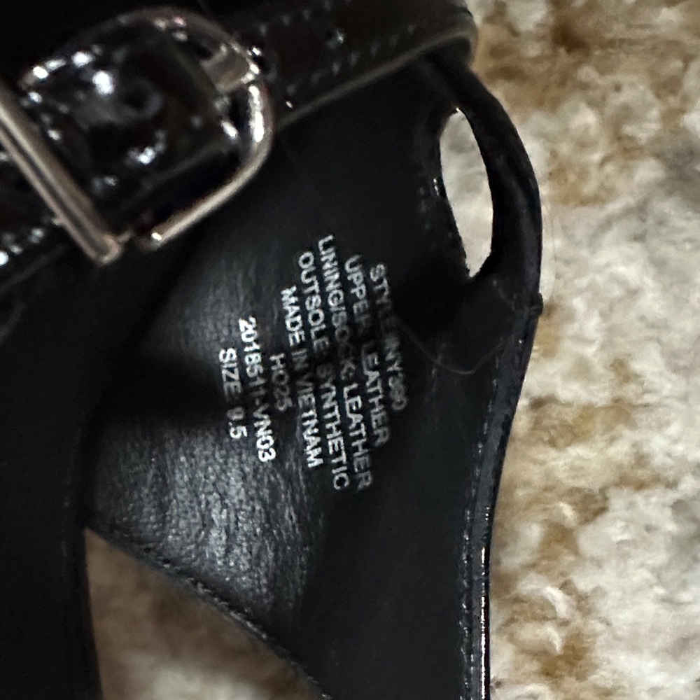 The Emilie Slingback Pump - Picture 7 of 7